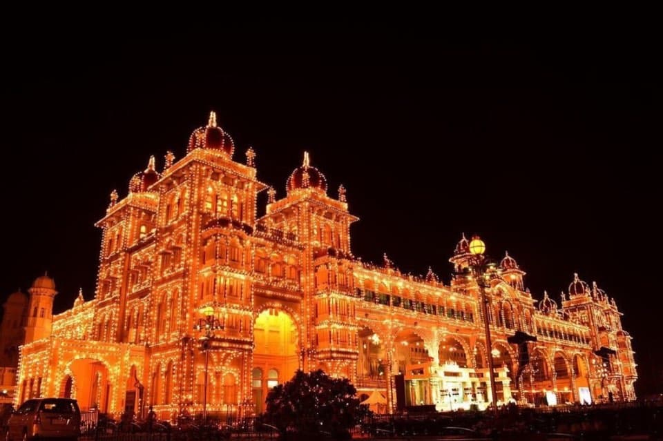 The Palace illuminated at night